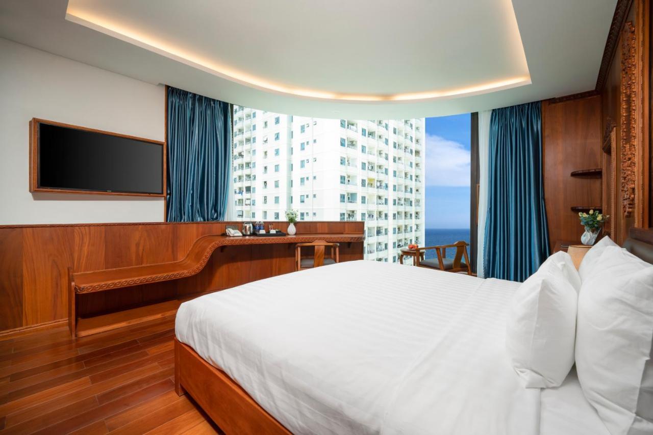 Monalisa Luxury Hotel Дананг Екстер'єр фото
